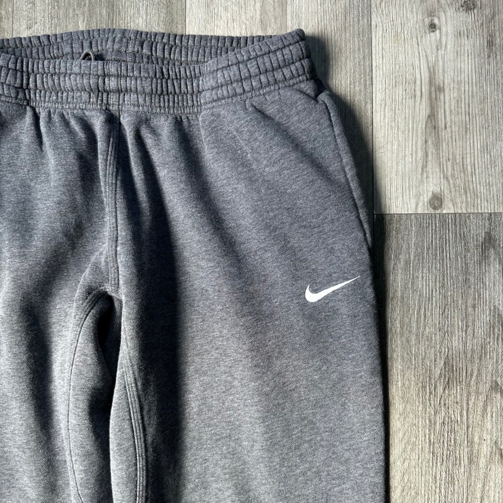 Y2K baggy Nike Gray Fleece Sweatpants Womens Medium open hem embroidered Swoosh - Picture 2 of 7